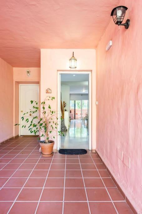 Apartamento En Marbella Guadalmina Primera Linea De Campo De Golf Los Cartujanos Bagian luar foto